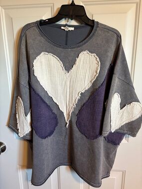 Oli & Hali Grayish purple Pullover with Cream Heart Detail